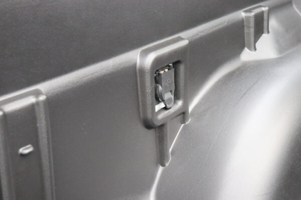Cubre PickUp Bepo  Nissan New NAVARA XE/Platinium/PRO-4X D/C - Bajo riel 2021-2024 - Imagen 5