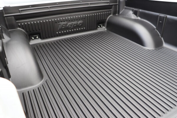 Cubre PickUp Bepo  Nissan New NAVARA XE/Platinium/PRO-4X D/C - Bajo riel 2021-2024 - Imagen 7