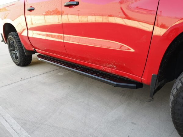 Pisadera de Acero "EXTREME" New Silverado - Bepo