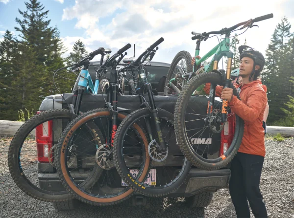 PORTABICICLETA / PADS YAKIMA GATEKEEPER MEDIUM BLACK - Imagen 9